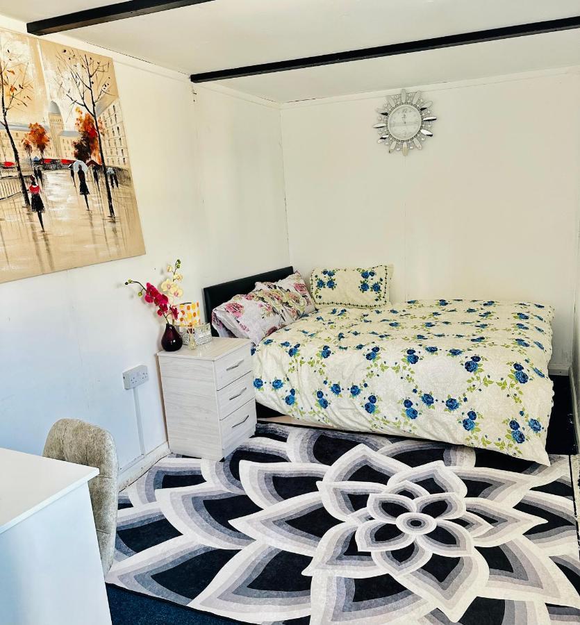 Jacob Apartment Sutton  Luaran gambar