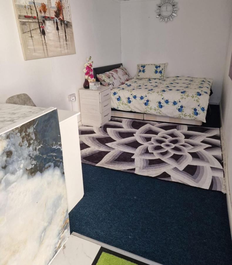 Jacob Apartment Sutton  Luaran gambar